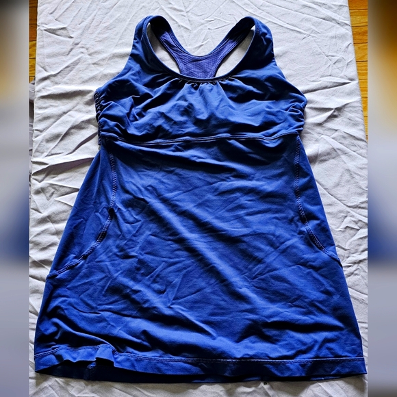 Lululemon workout tank - Picture 1 of 2
